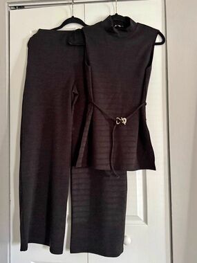 Zara - Sleeveless Black Knit Top & Wide-Leg Pants Set